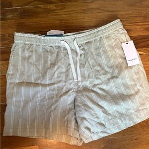 Goodfellow & Co Beige Textured Pull-On Shorts